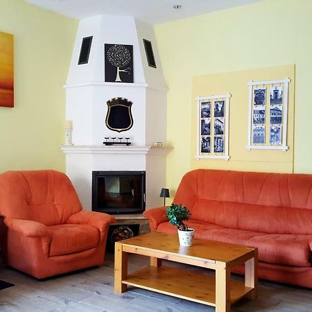 Vila Alfa Dumbrava Sibiu Exteriör bild