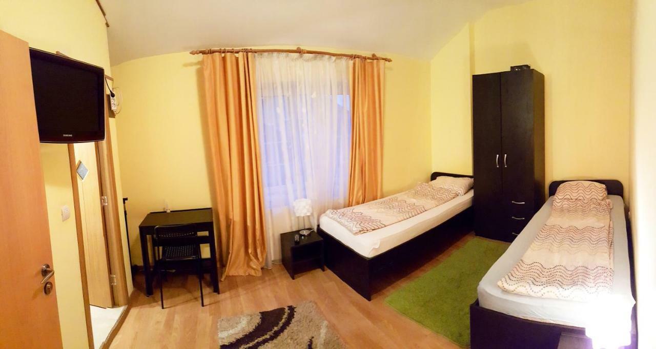 Vila Alfa Dumbrava Sibiu Exteriör bild