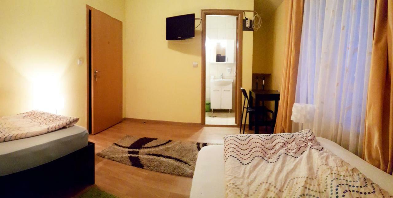 Vila Alfa Dumbrava Sibiu Exteriör bild